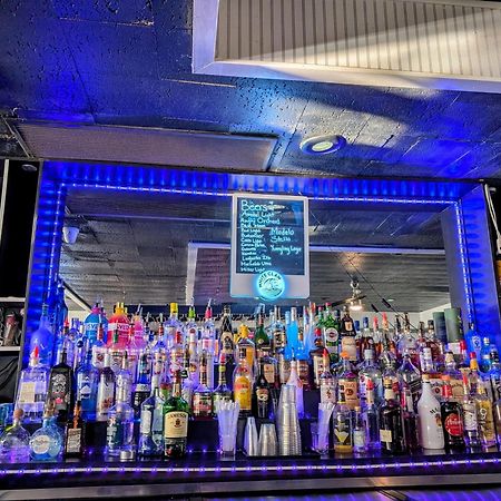 波科诺斯斯特劳兹堡罗德威套房酒店 特拉华沃特加普 外观 照片